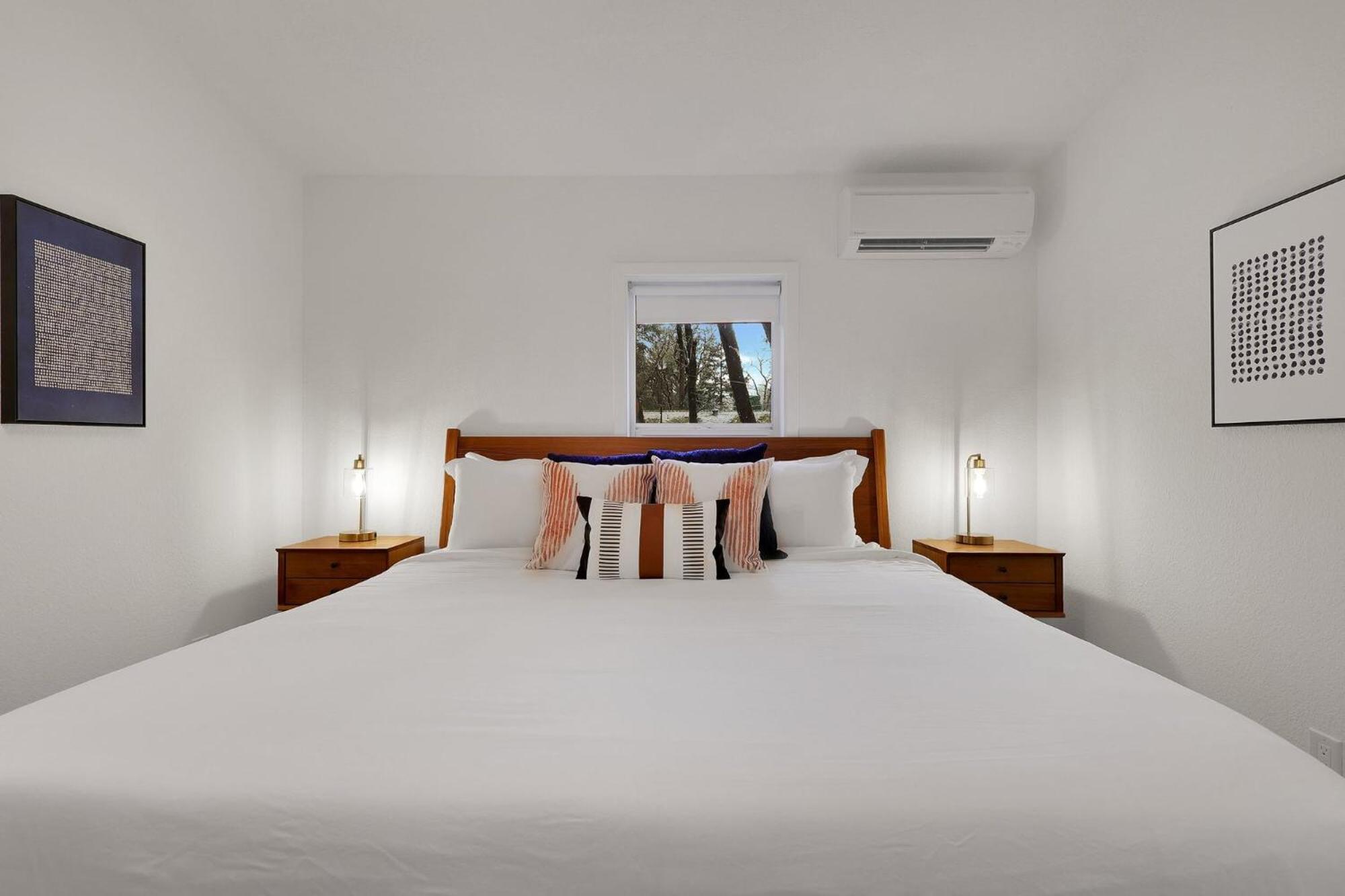 Cave Springs Resort Dunsmuir Extérieur photo