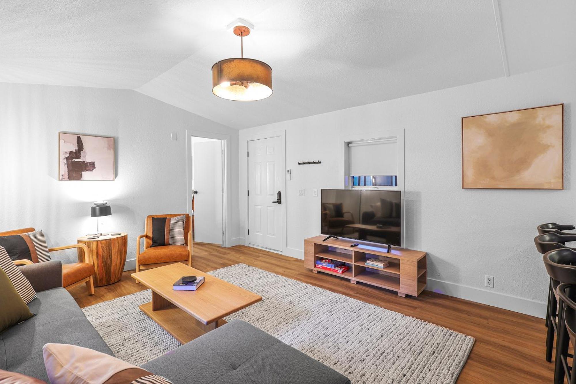 Cave Springs Resort Dunsmuir Extérieur photo